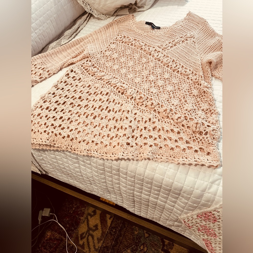Lovely V neck crocheted cotton sweater